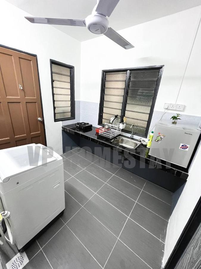 Vp Homestay - Malay Only Ipoh Exterior photo
